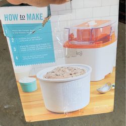 Ice Cream Maker 