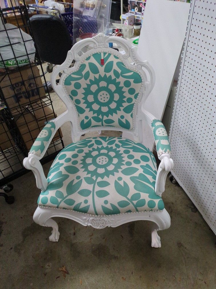 Set Of 2 High Quality Designer Chairs!
