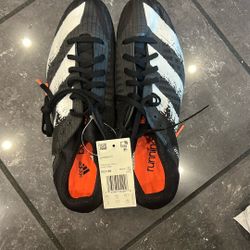 ADIDAS TRACK SPRINT SPIKES MENS SIZE 9 NEW