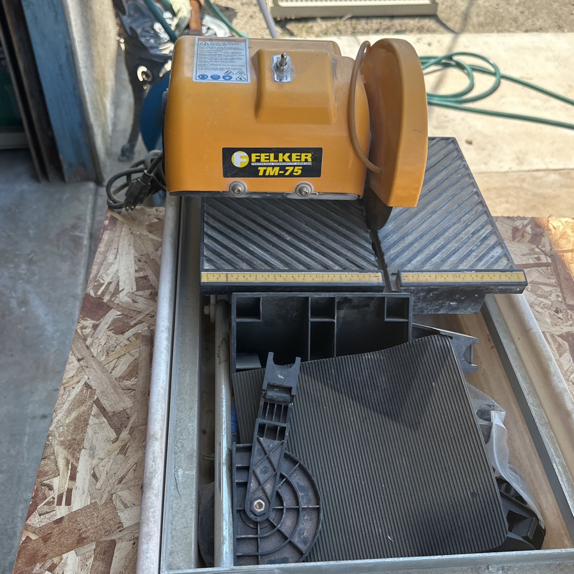 Tile Saw