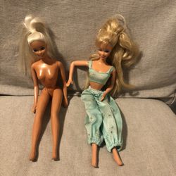 2 Vintage Blonde Ponytails Barbies 1966 Twist and Turn (TNT) from Indonesia
