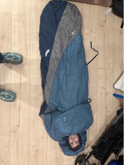 Mummy sleeping bag