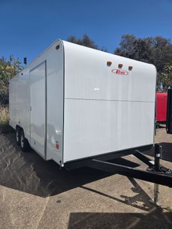 EN enclosed trailer
