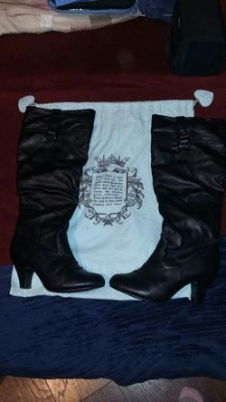 Women's size 8 boots