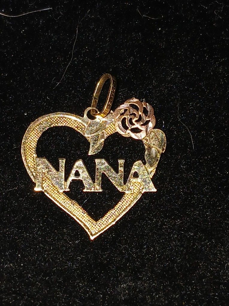 14k Gold Nana Pendant 