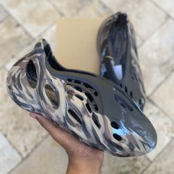 Adidas Yeezy Foam Runner