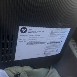 ViZIO SV420M Picture in Picture.