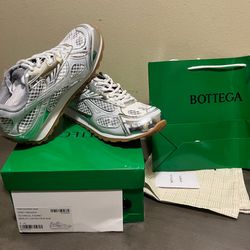Bottega Veneta Orbite sneakers white and grey