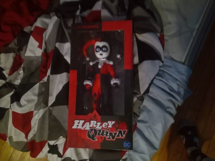 Living Dead Doll Harley Quinn 