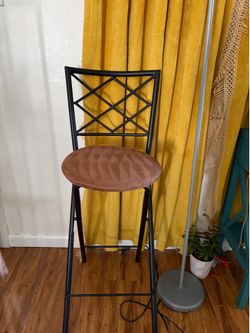 Bar stool