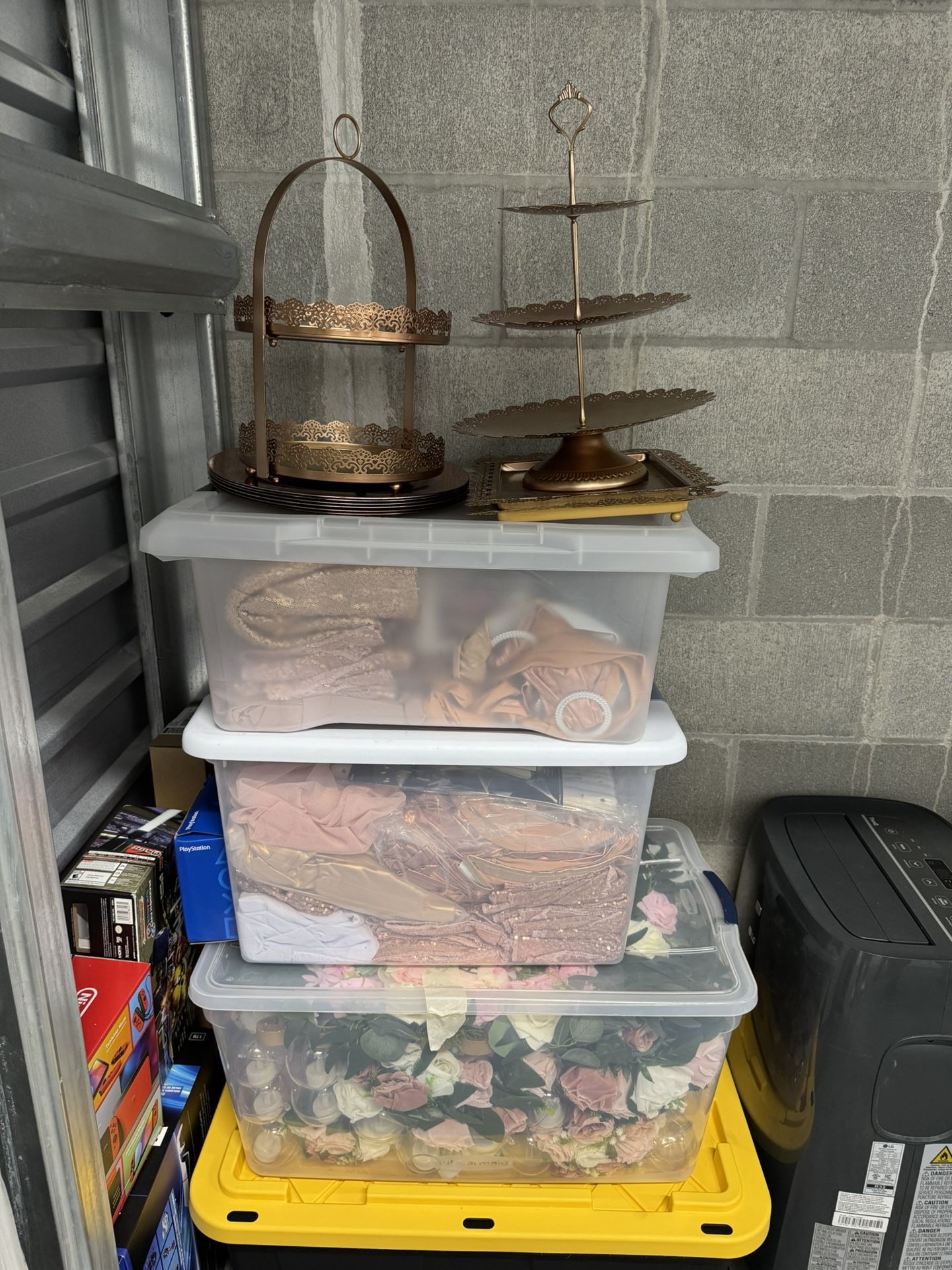 Rose Gold Wedding Decor And Photo Stand, Ballon Stand 