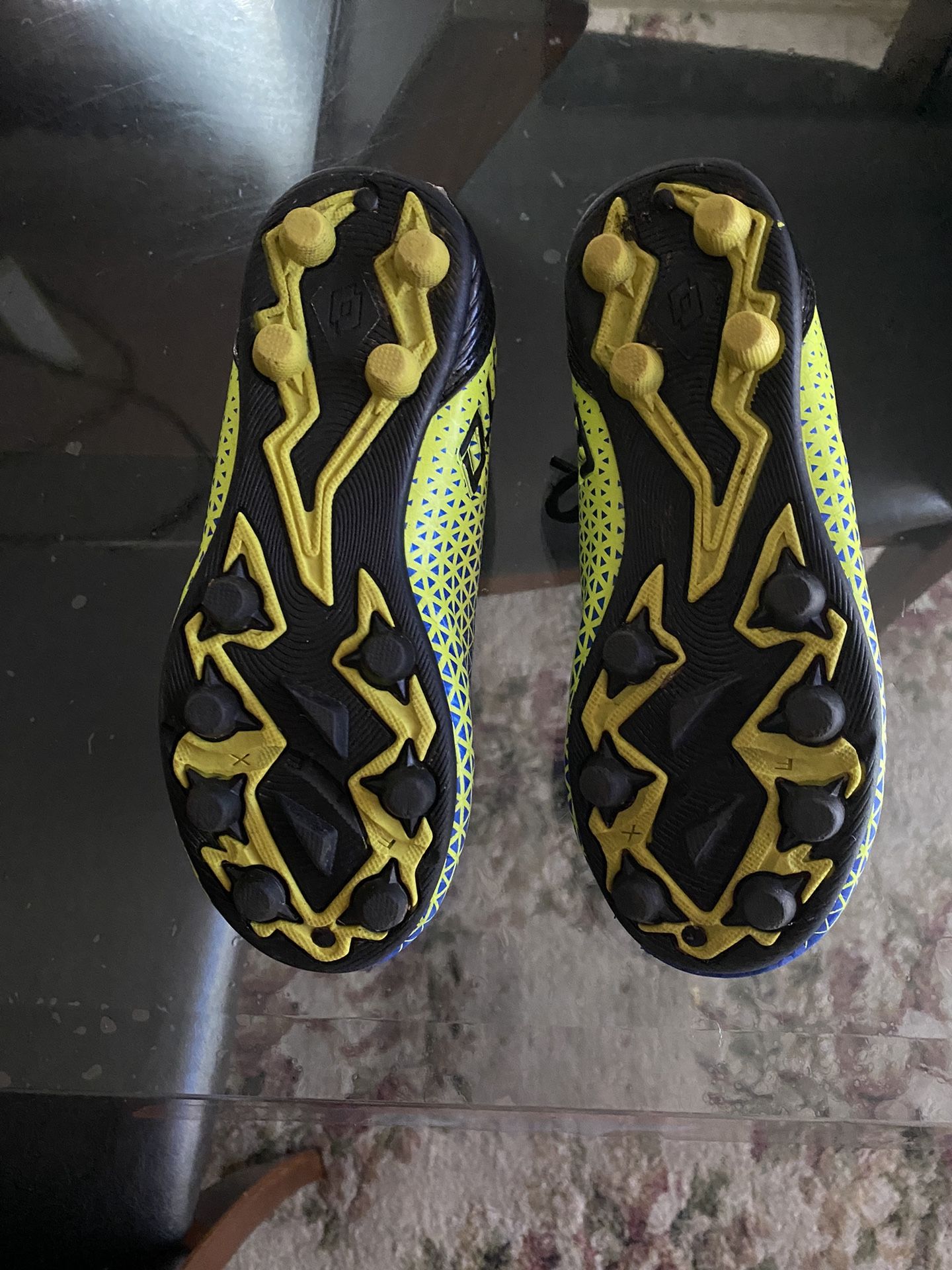 kids soccer cleats size 13