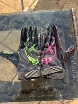3x Battle Football Gloves