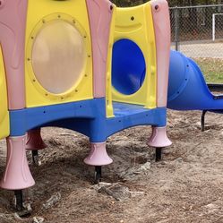 Very Nice Playground Equipment. For Child Care Center, Home Child Care Or Just For Your Children At Home