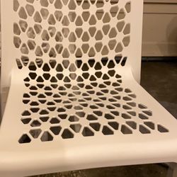 New  Indoor And Outdoor  Chairs (set Of 4)