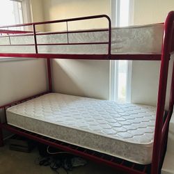 Children’s Bunk Bed With Trundle Bed And Mattresses Included