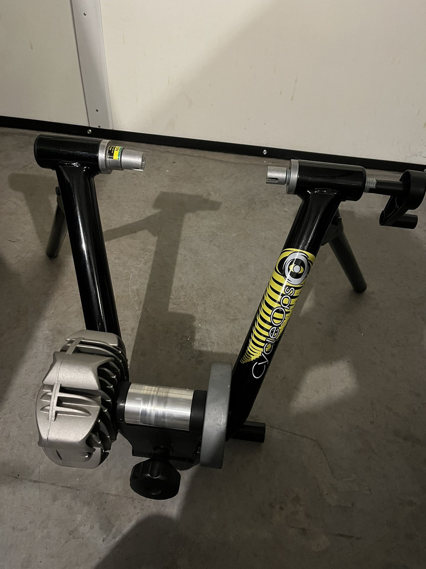 CycleOps Fluid Trainer