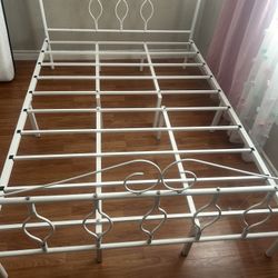 Metal Full Bed Frame 
