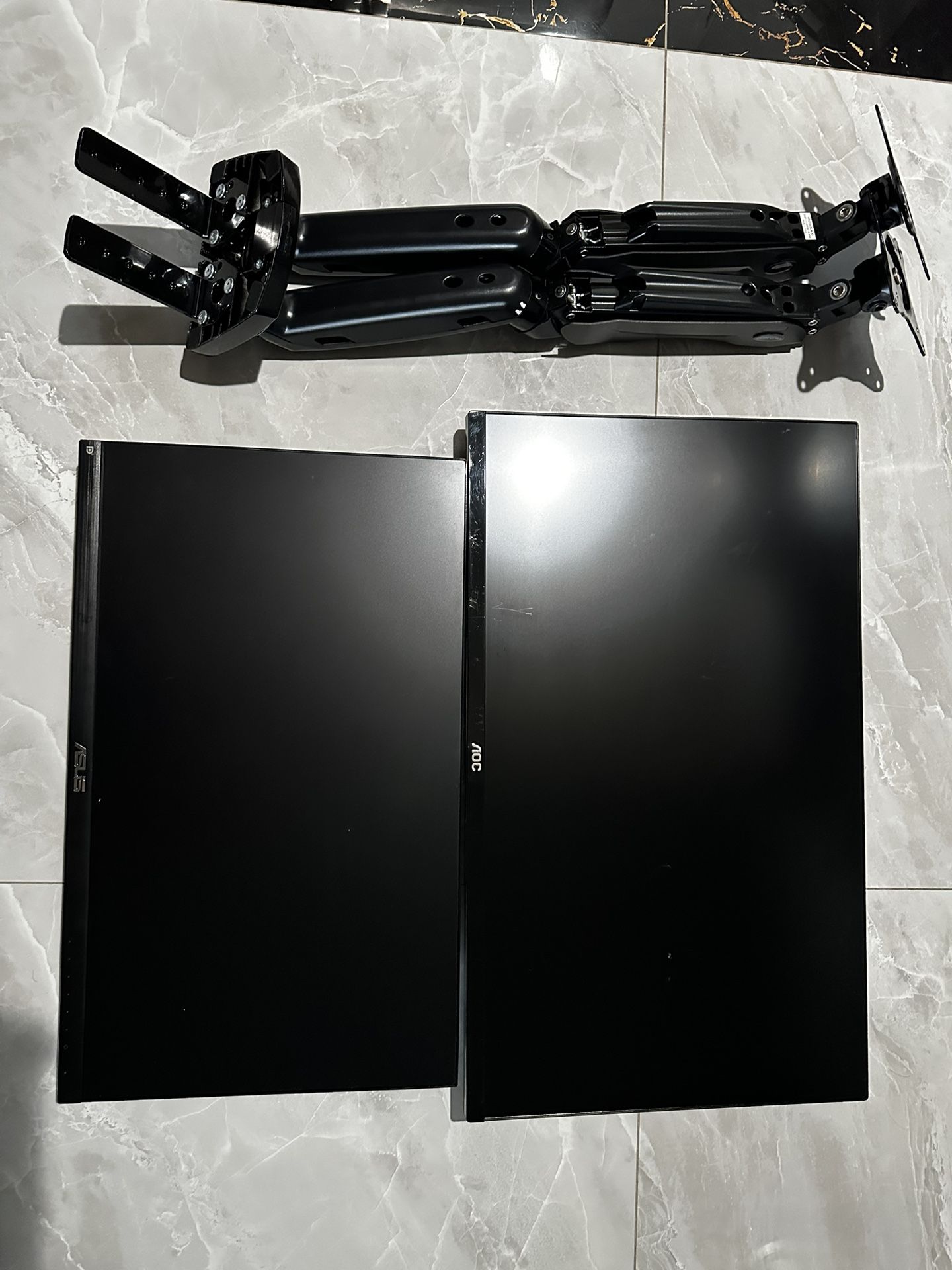 Asus Monitor 24” And AOC 4k 28” Monitor With Dual Monitor Arms