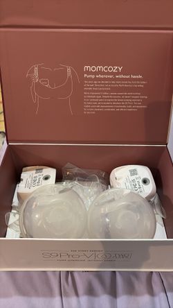Momcozy breast pump