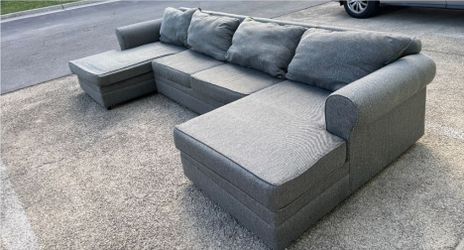 U shaped couch