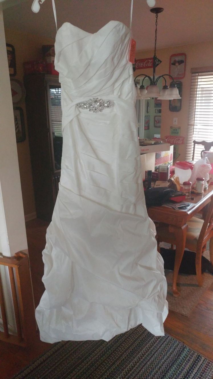 Wedding dress