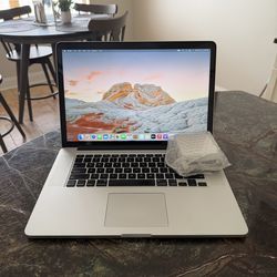 Fully Loaded MacBook Pro i7 16gb Ram 512gb SSD RETINA!!!