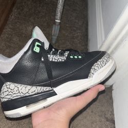 Air Jordan Retro Green Glow