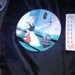 Collectable Disney Plates. Cinderella Set.