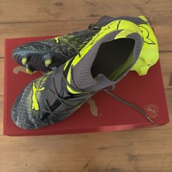Puma Future 7s 