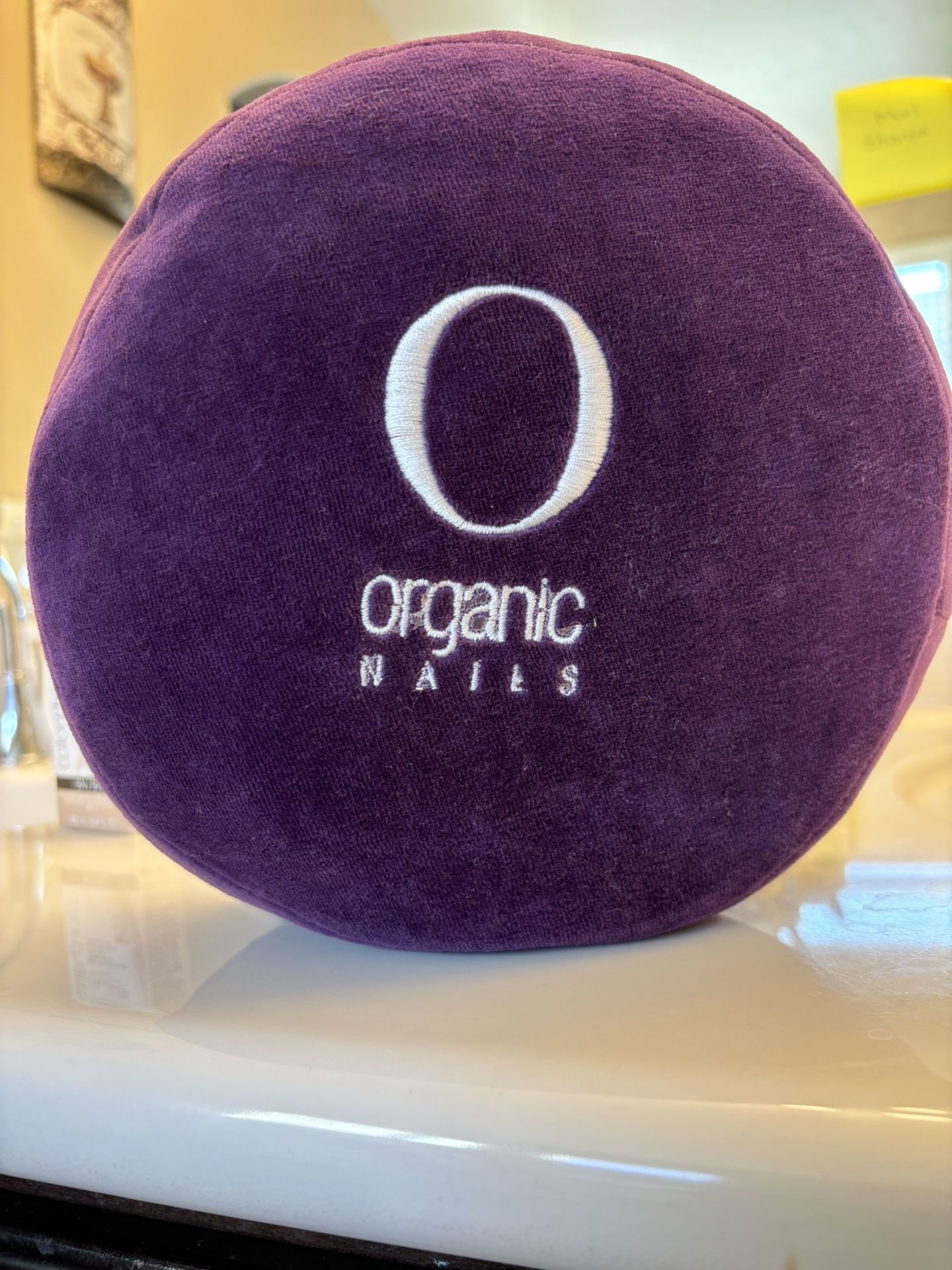 Manicure Hand Rest $5