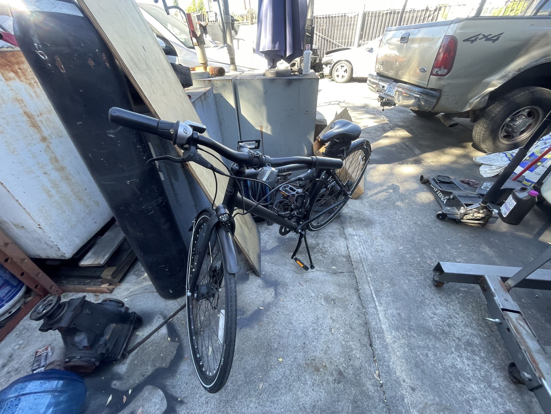 PRIORITY CONTINUUM ONYX BICYCLE