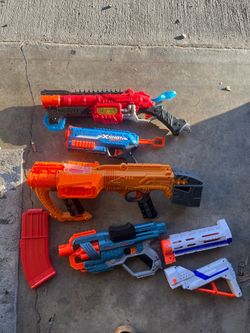 Nerf gun lot of 4 w/ accessories
