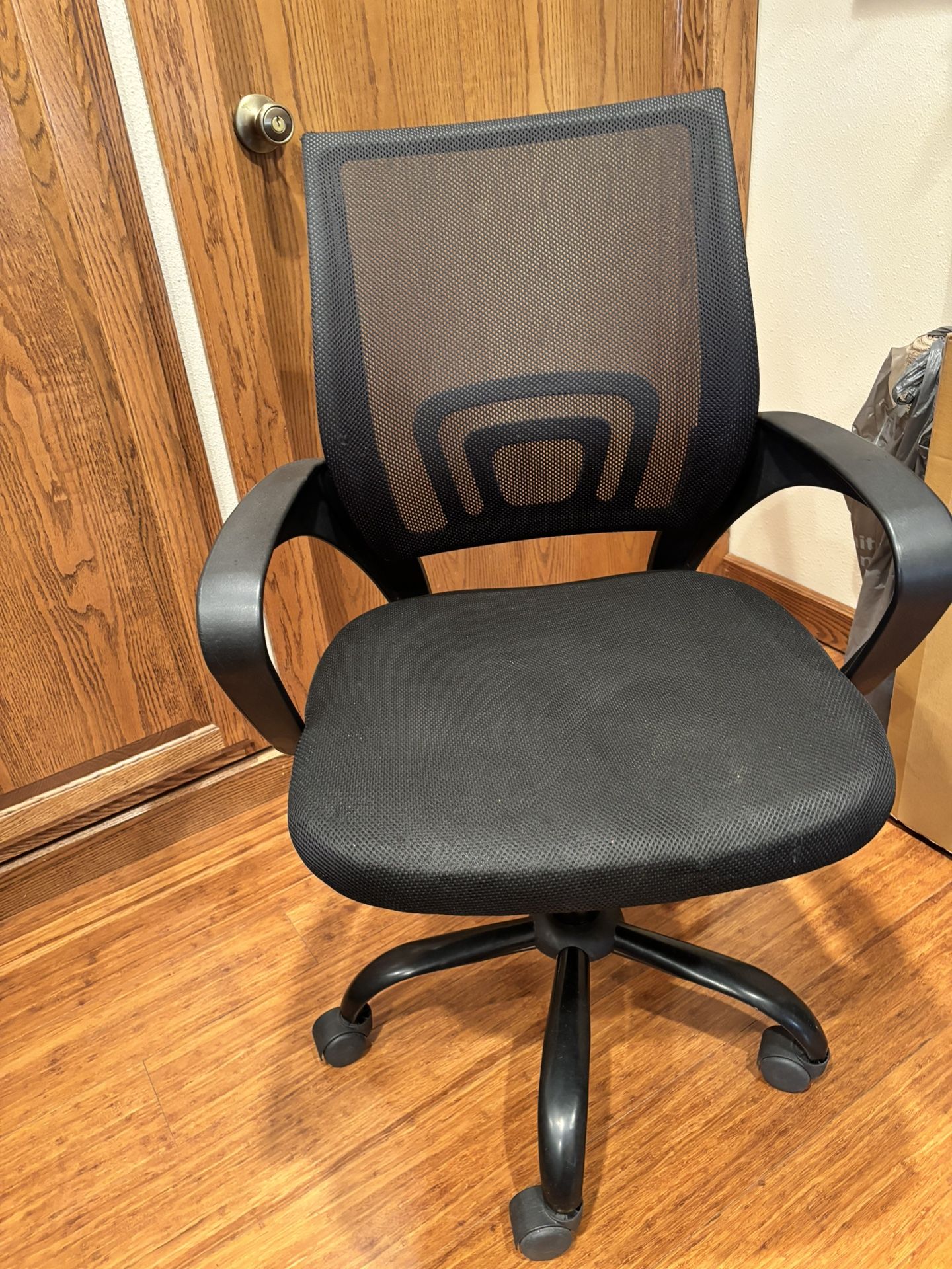 Black mesh Office Chair $20