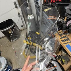 2017 Honda Africa Twin Wind Shield 