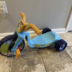 Bluey 10" Fly Wheel Kids' Tricycle w/ Electronic Sound