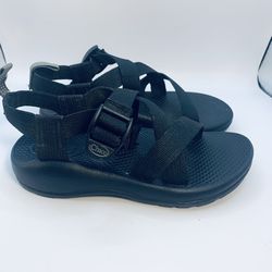 Sz 1 Youth Black Strappy Chacos
