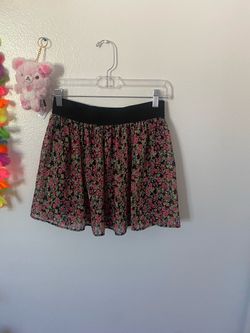 Forever 21 Skirt With Flowers