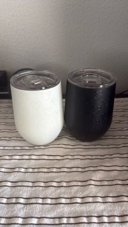 Disney Mickey head white and black wine cups insulated pool with closable plastic see-through lid