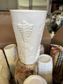 Indiana Glass Harvest Grape White Milk Glass Tall Tumblers (11)