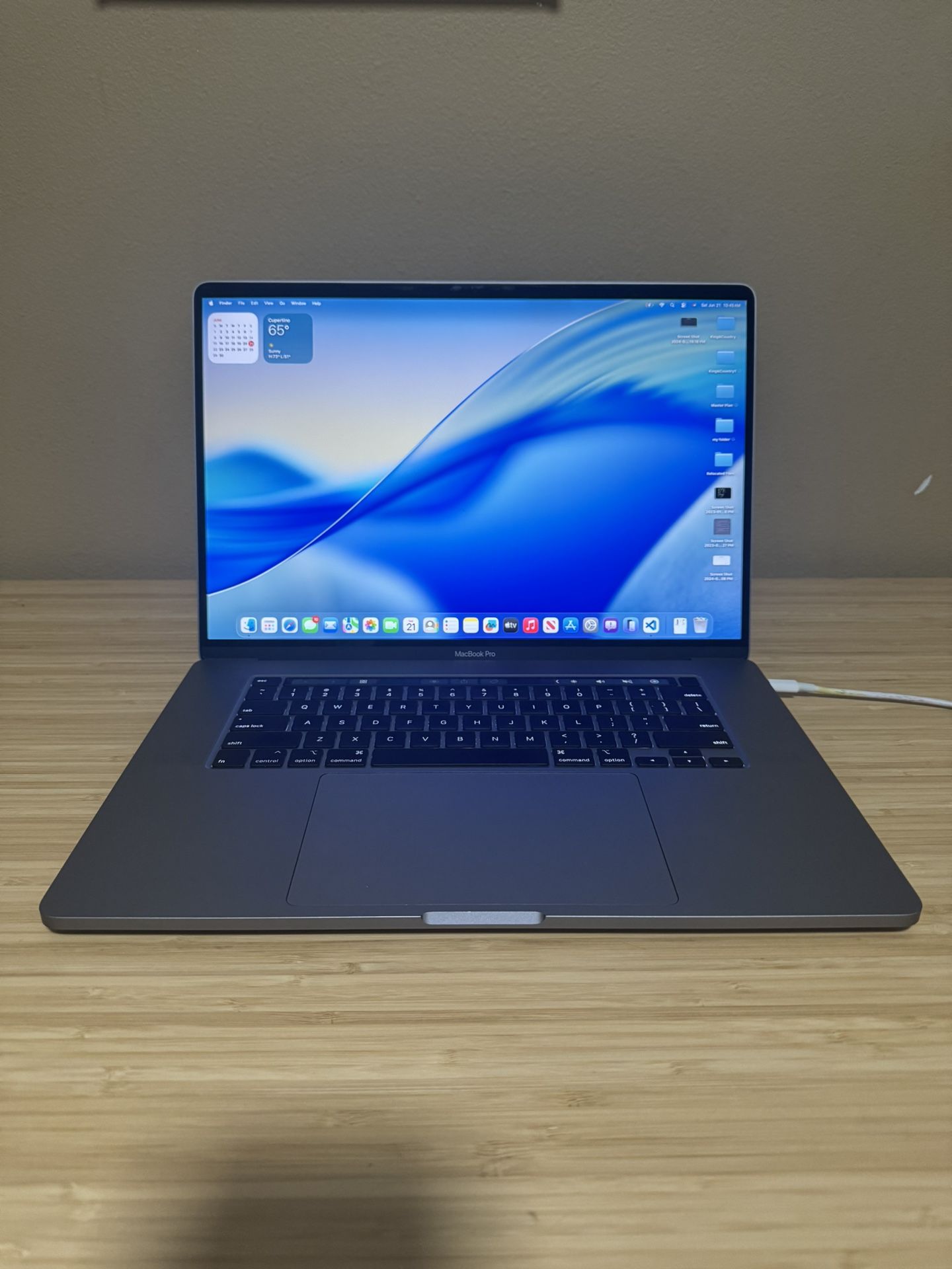 2019 MacBook Pro 16” 16GB 512GB SSD