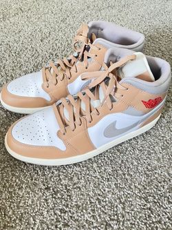 Air Jordan 1 Mid Sneakers
