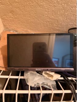 Sony sound system XAV-AX3250
