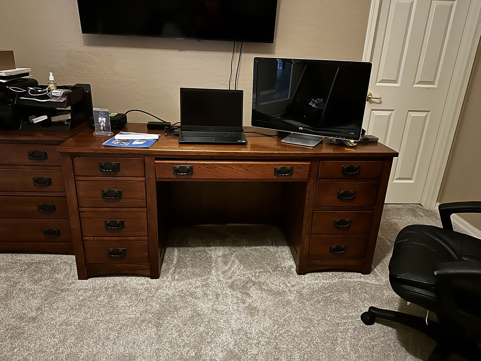 Beautiful Computer Desk And Chair