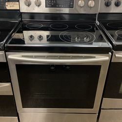 Samsung 30 in. 5 Burners Glass Top Electric Range