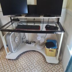 Free Computer Desk