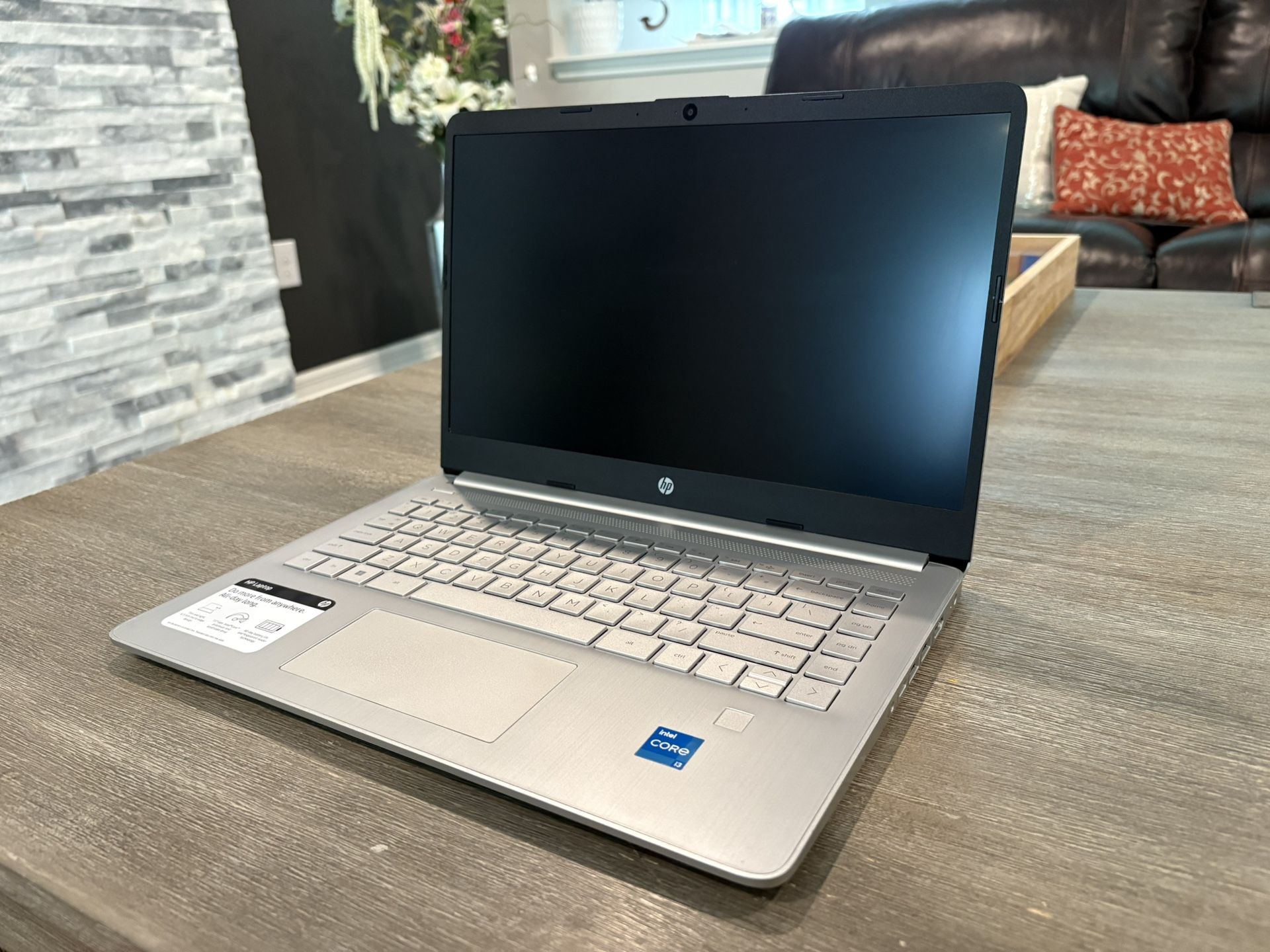 Silver HP Laptop – 11th Gen i3, 8GB RAM, Windows 11 – Excellent Condition