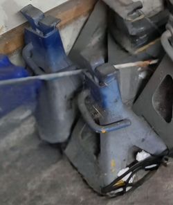 Blue Jack Stands