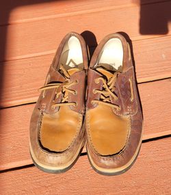 Timberland Men’s Leather Boat Shoes – Brown – Comfortable & Broken In