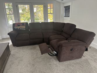 La-Z-Boy Sofa, 2 Automatically Recliners Brown.